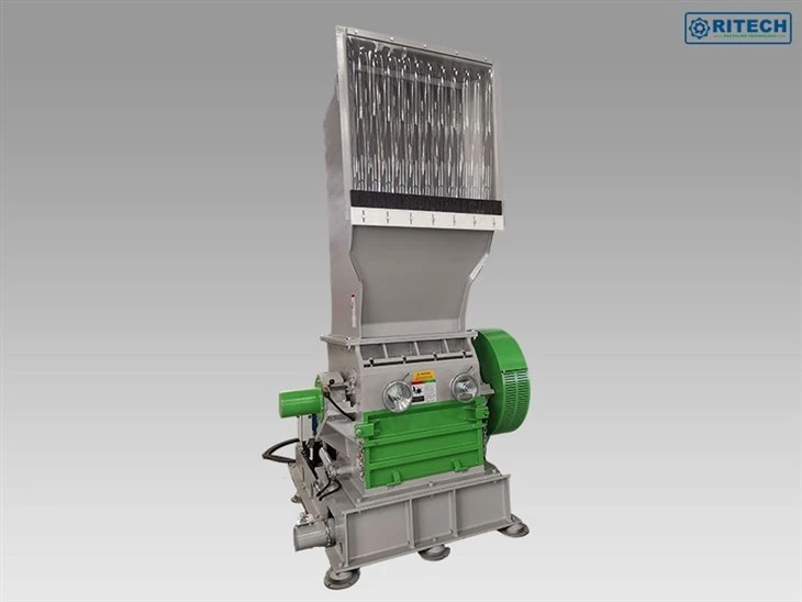 Industrial Grinders in Waste Reduction factory